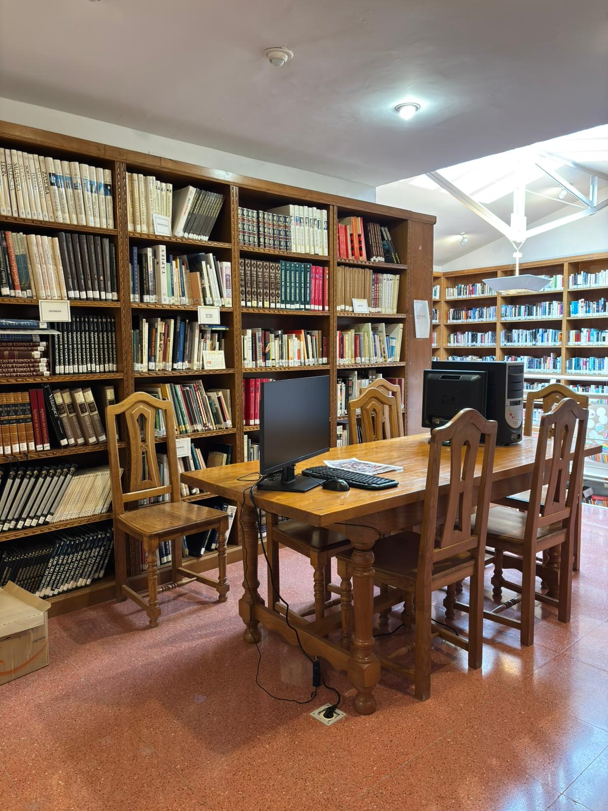 Biblioteca biblioteca 4
